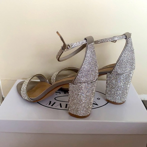 Steve Madden silver heels - Picture 3 of 3
